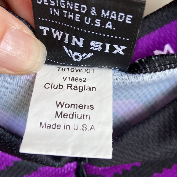 Twin Six biking shirt - Picture 4 of 8